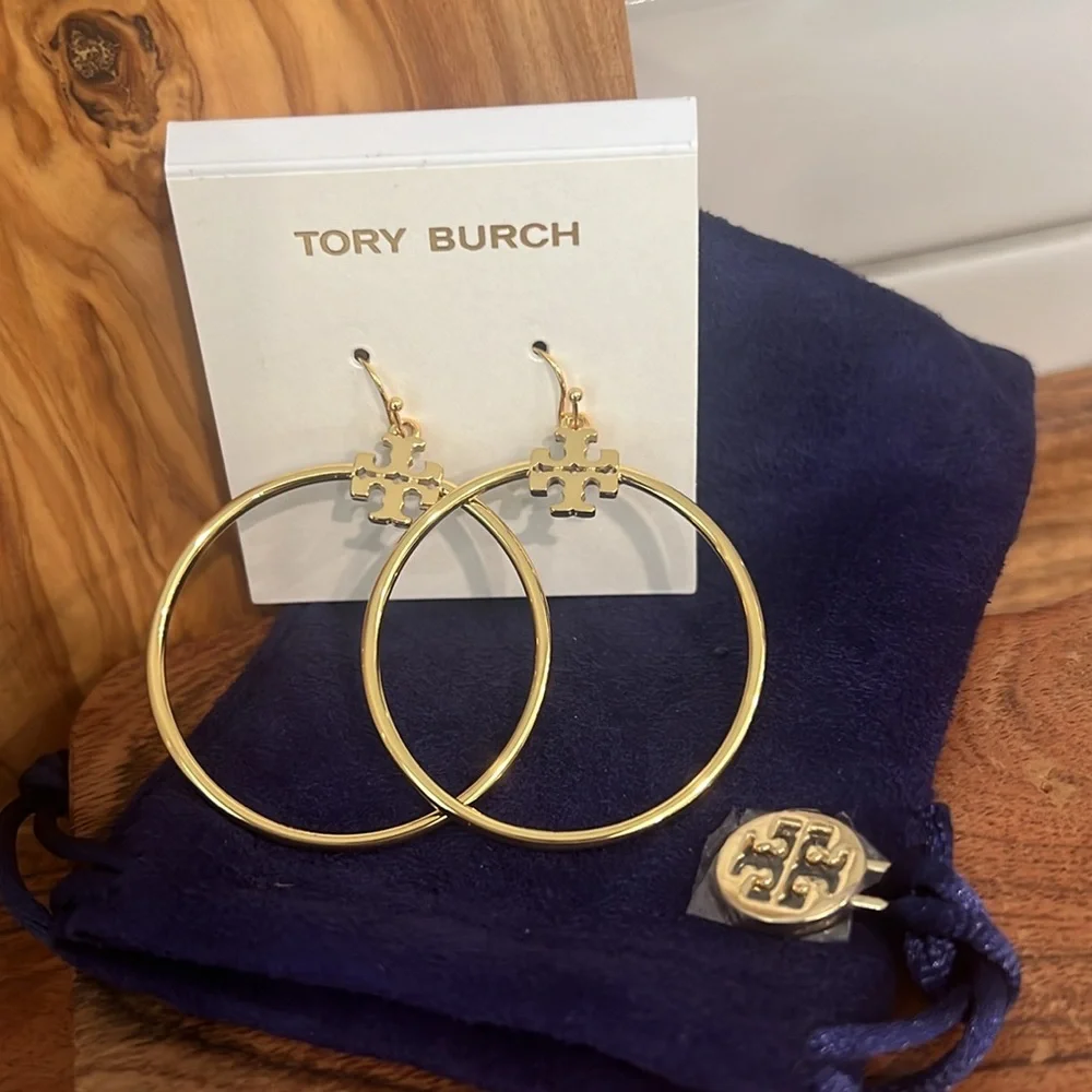 Tory Burch Stocked-T Hoop